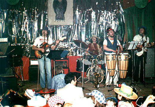 Heartbeats 1977  Fasching  "Eule"  Rußhütte
